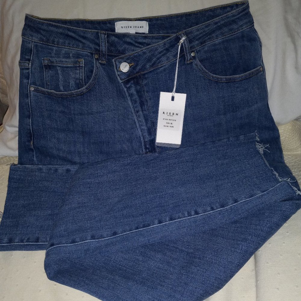 Risen Crossover Jeans